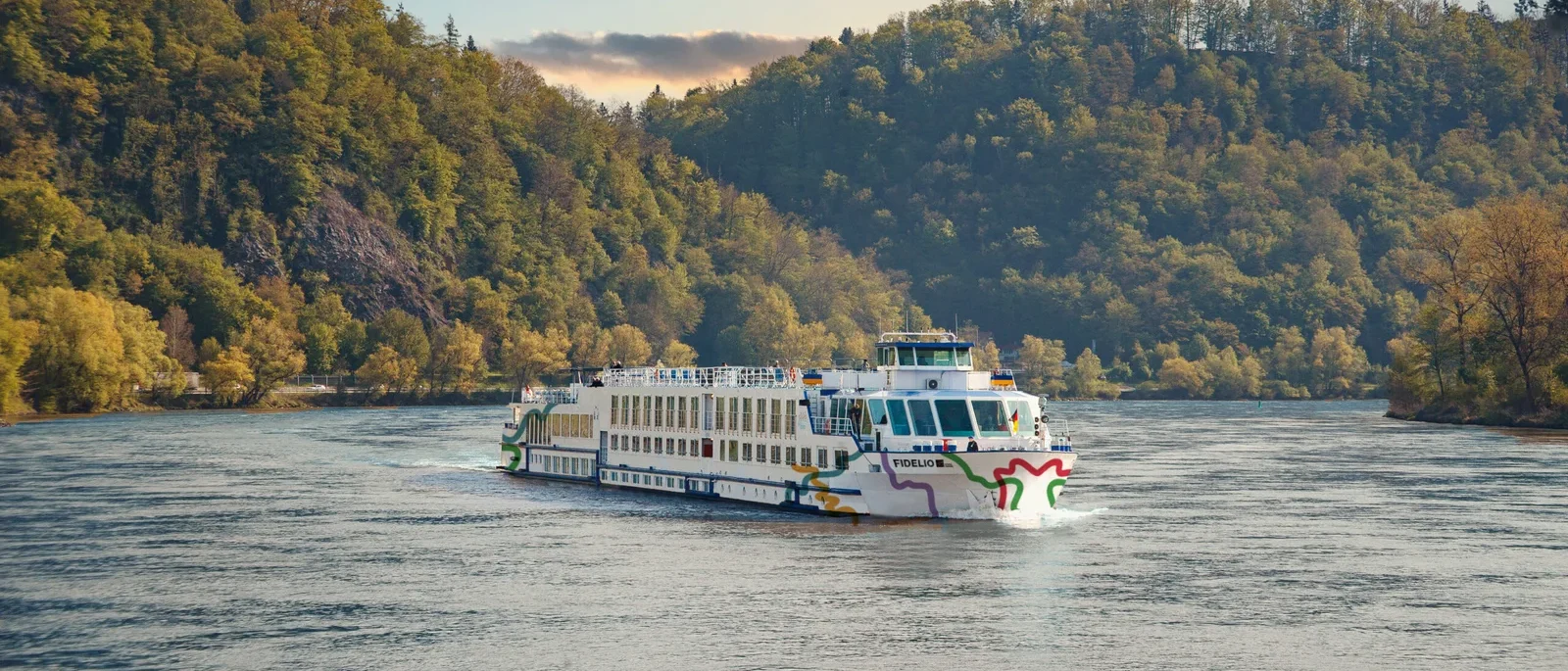 2023-Fidelio_outside-view-scaled