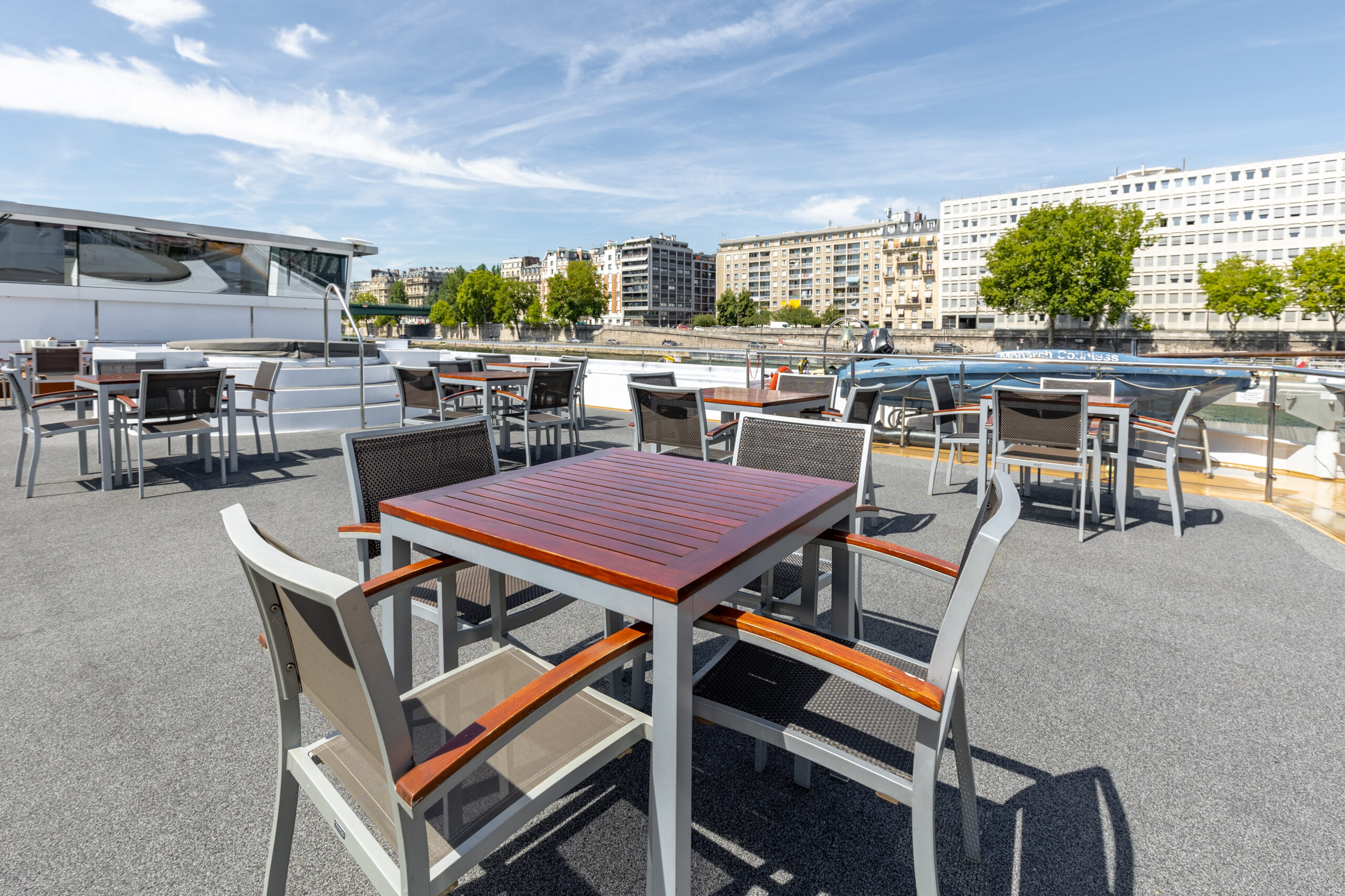 Monarch Countess_Sun Deck (12)