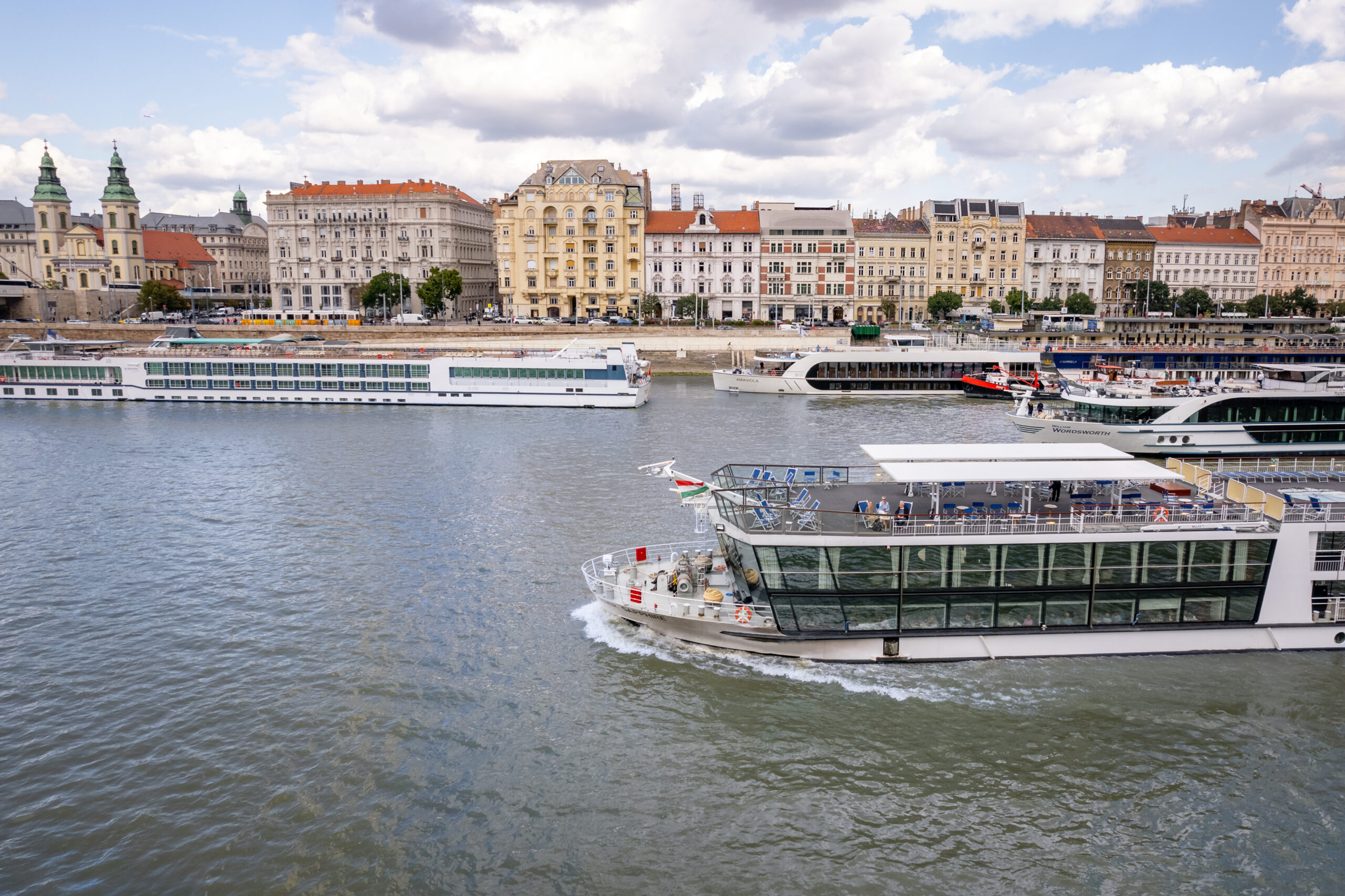 River Sapphire_Exterior (2)