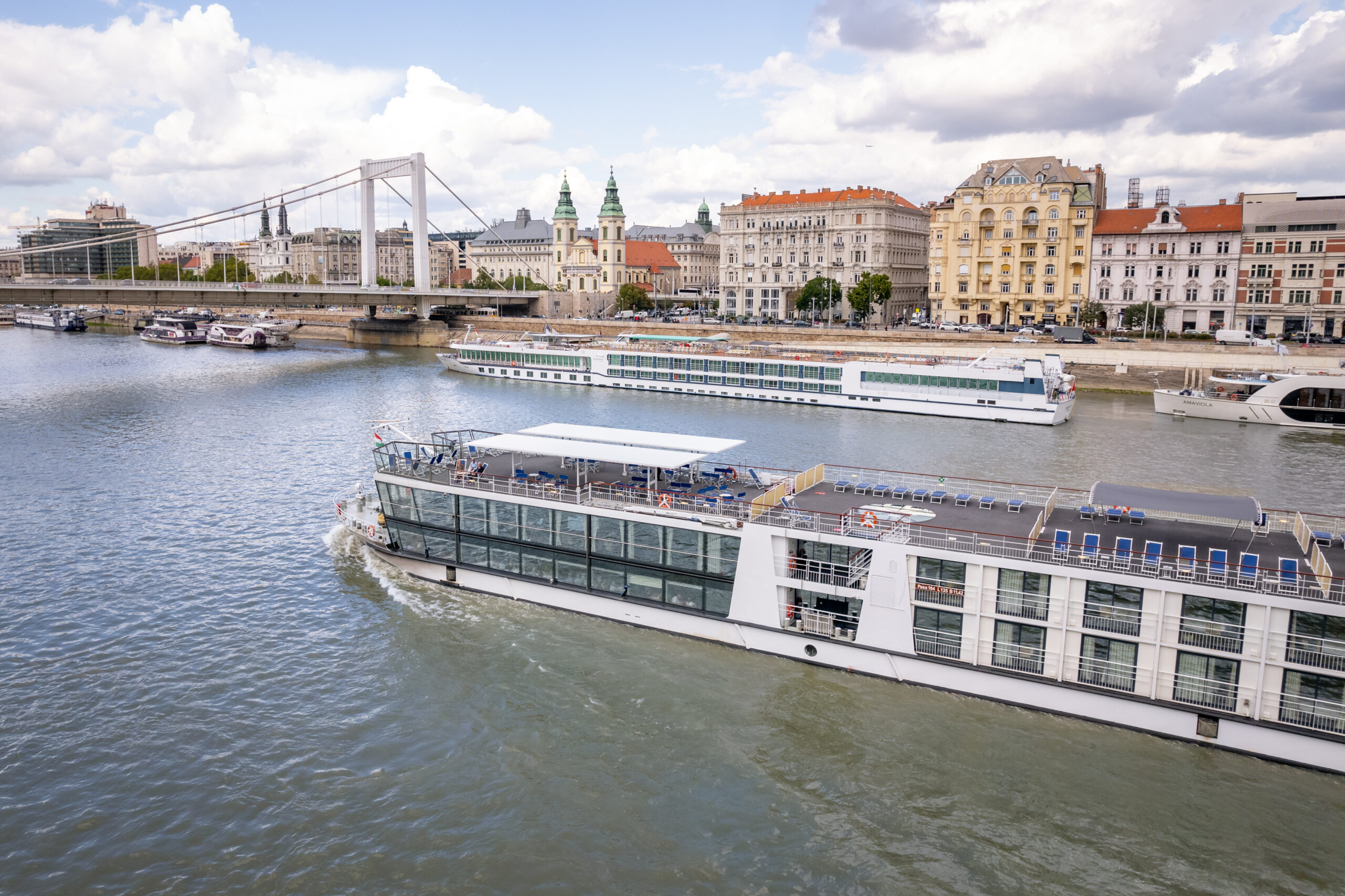 River Sapphire_Exterior (3)