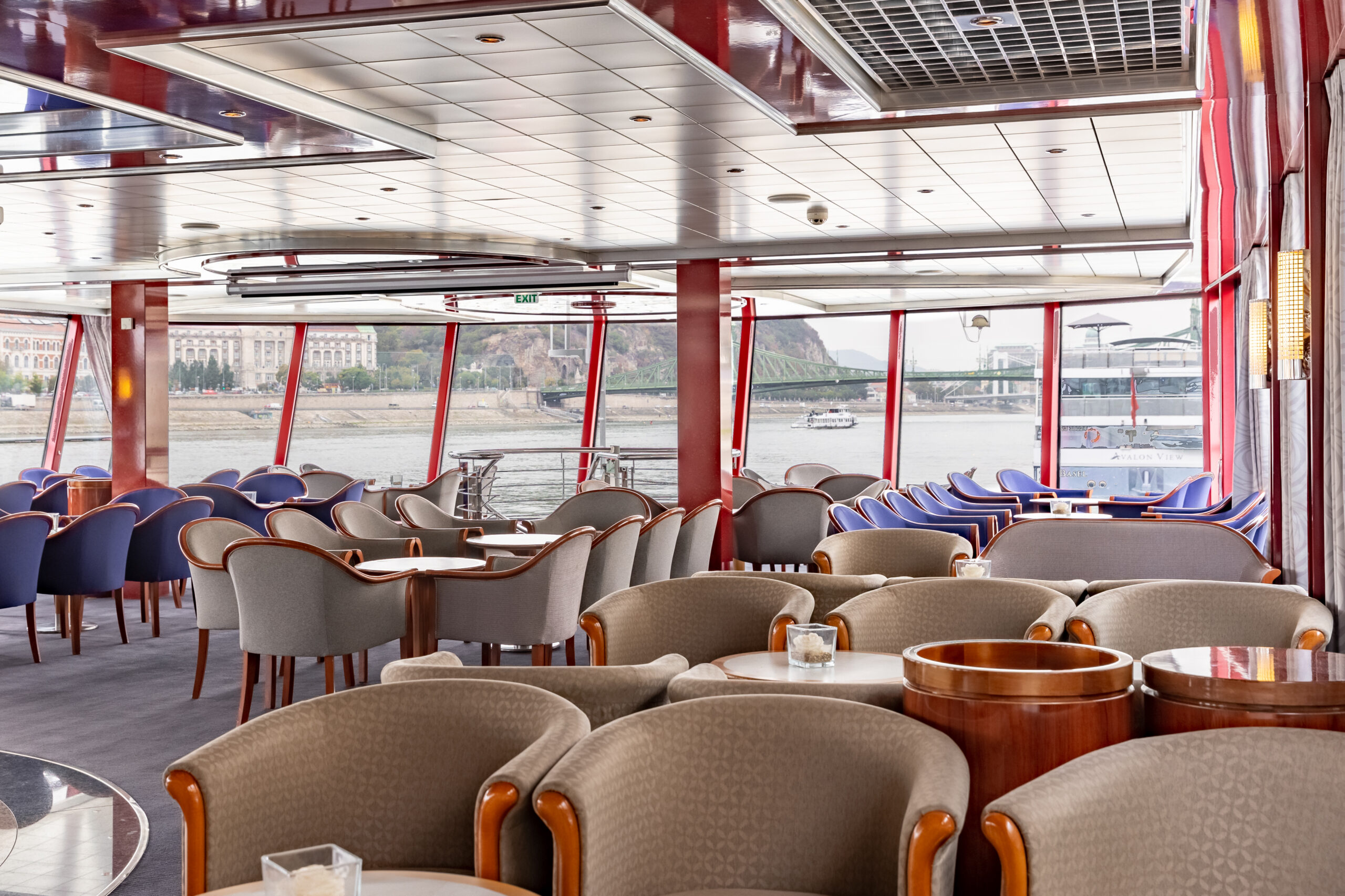 River Sapphire_Lounge (15)