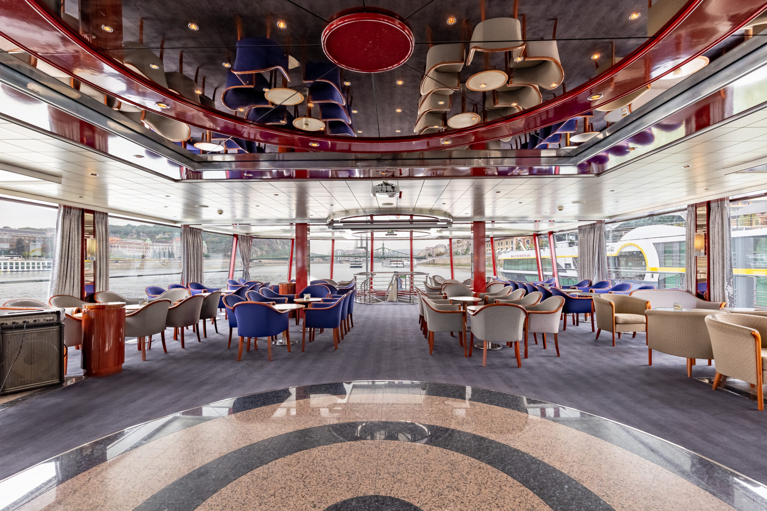 River Sapphire_Lounge (2)