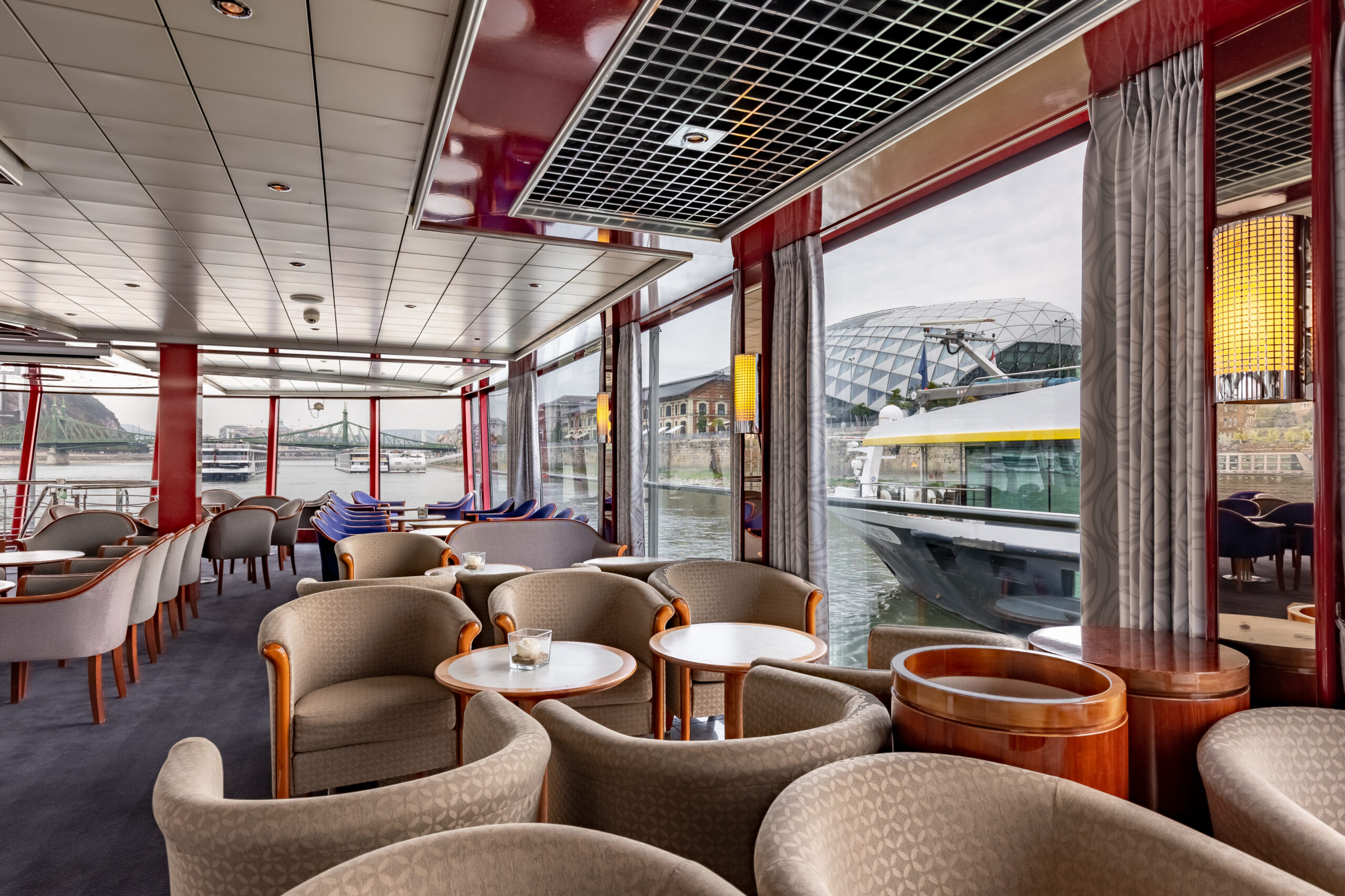 River Sapphire_Lounge (5)