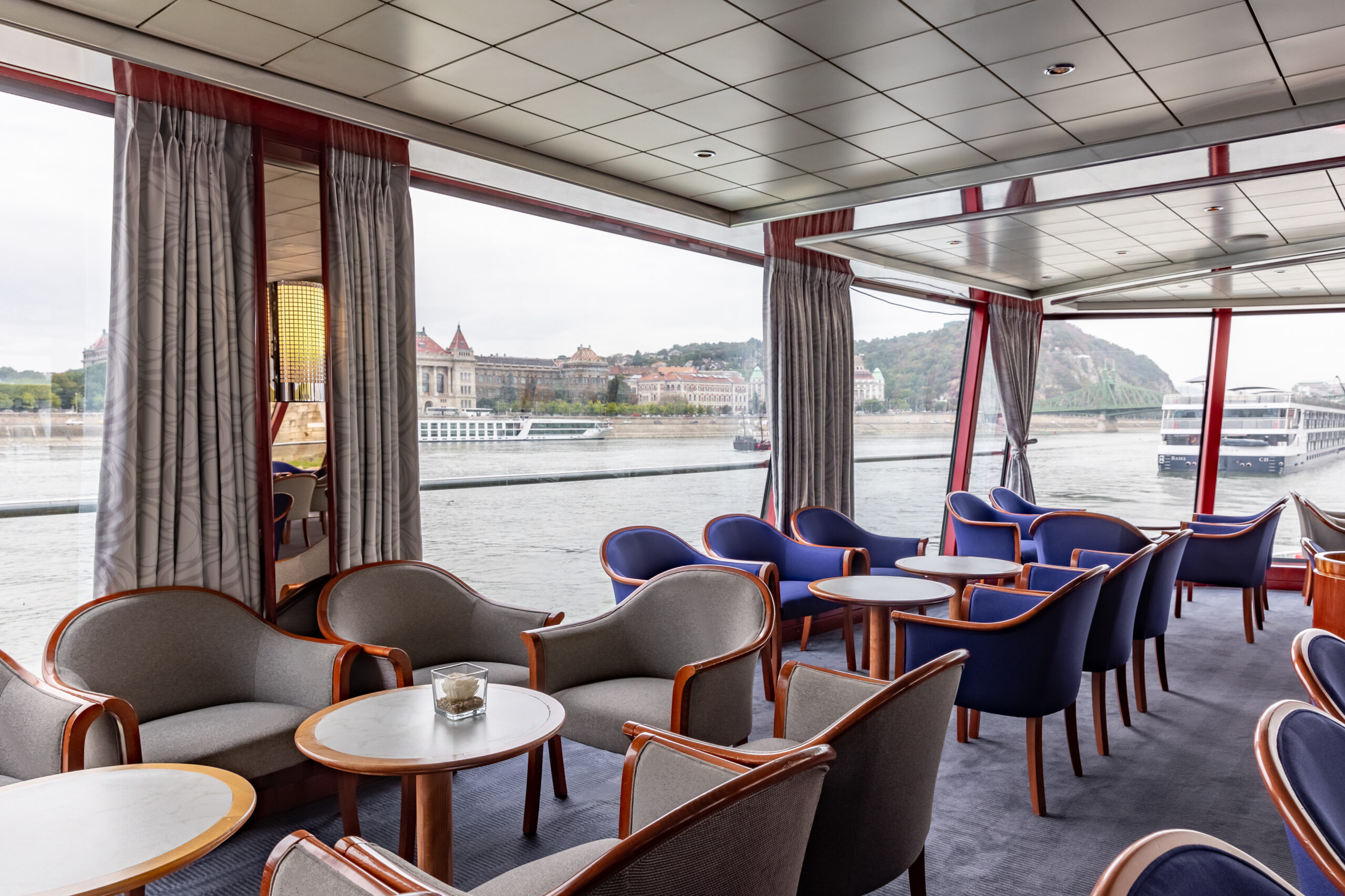 River Sapphire_Lounge (8)