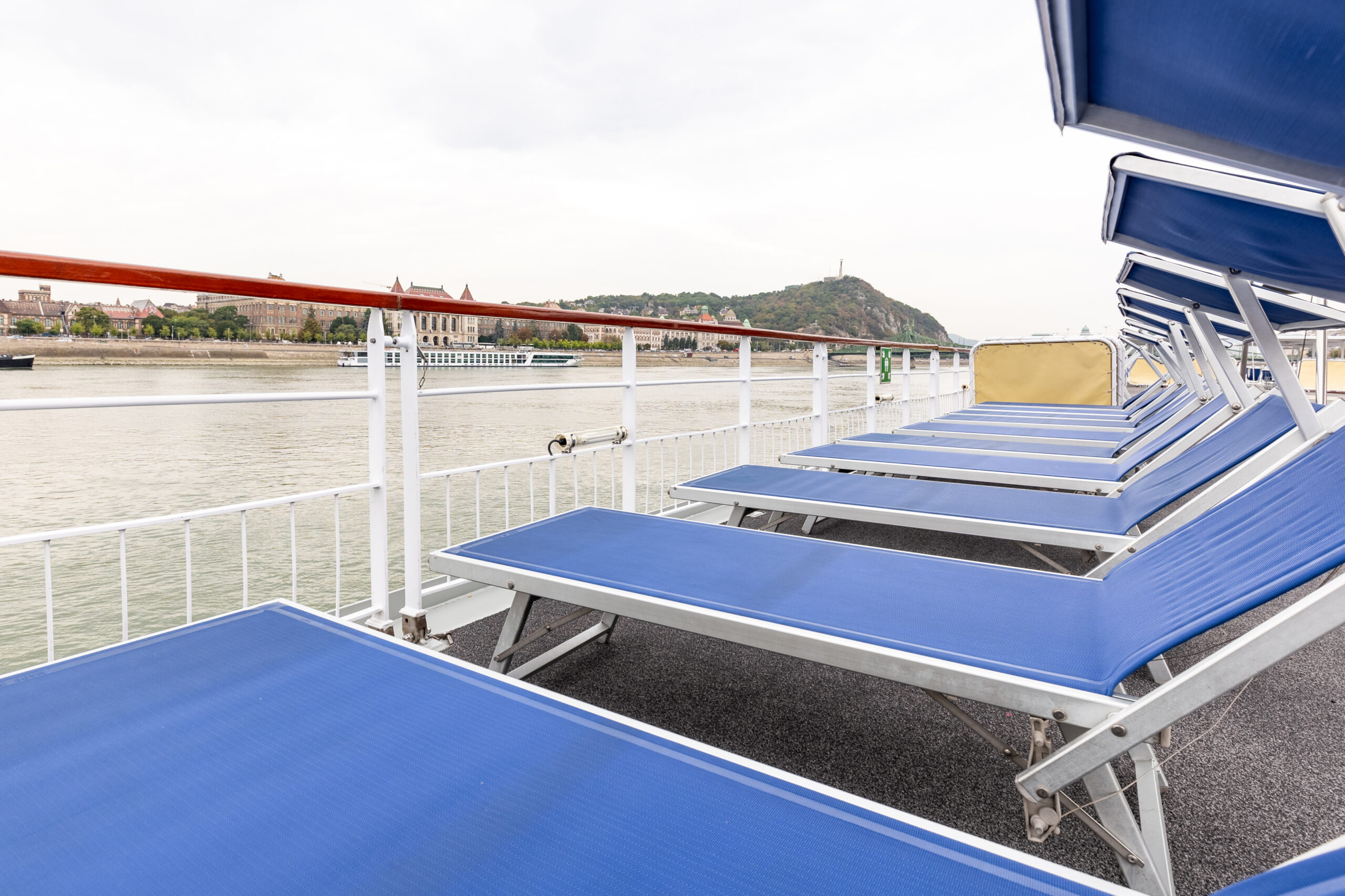 River Sapphire_Sun Deck (9)